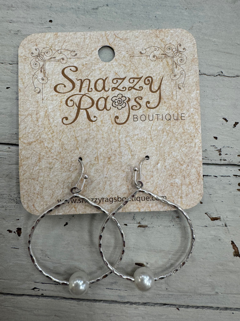 Textured Hoop Earring with Pearl