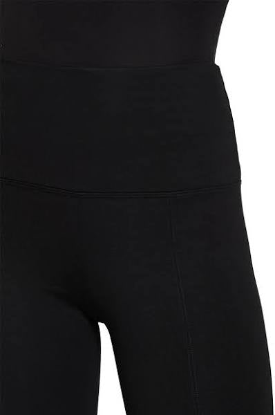 Lyssé Black Ponte Legging with Front Seam