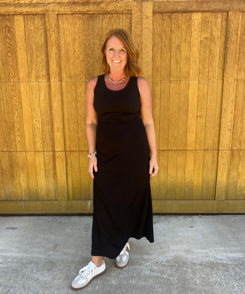 Sleeveless Black Maxi Dress